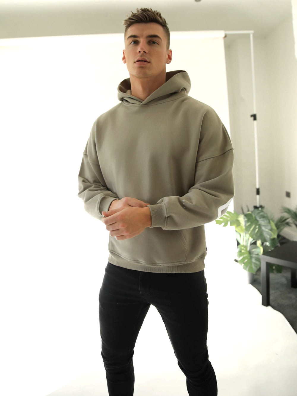 Blakely Idris Oversized Hoodie Beige | WLZASJ426