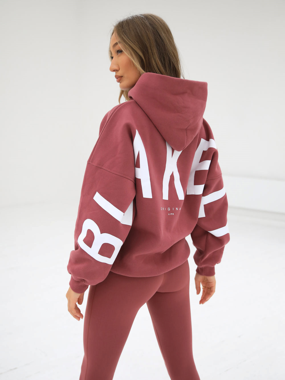 Blakely Isabel Oversized Hoodie Berry | POEYDI901