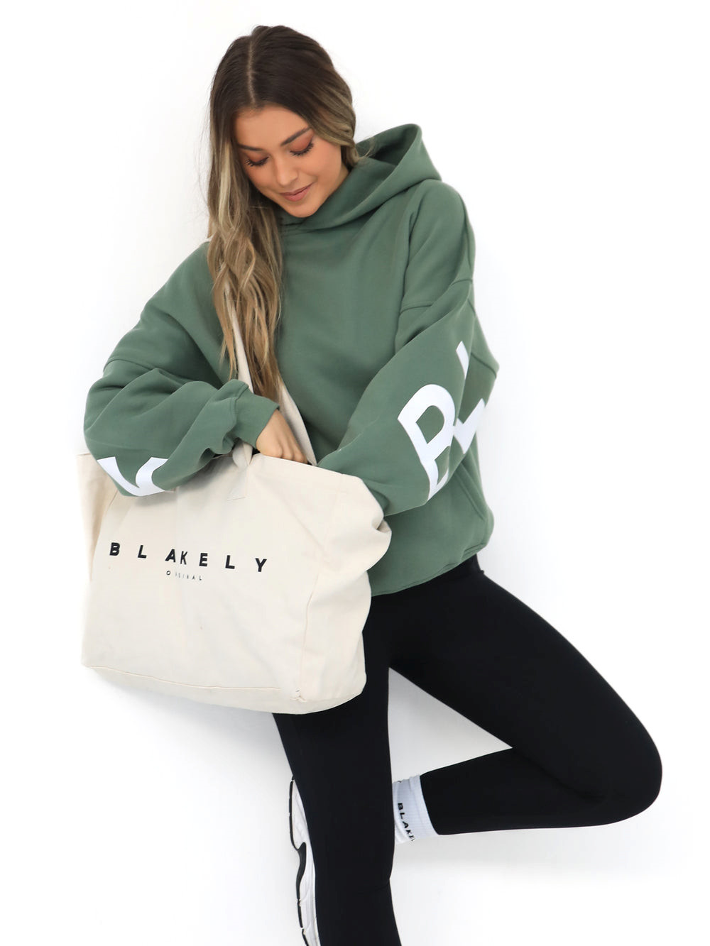 Blakely Isabel Oversized Hoodie Verde | AWNYMO713