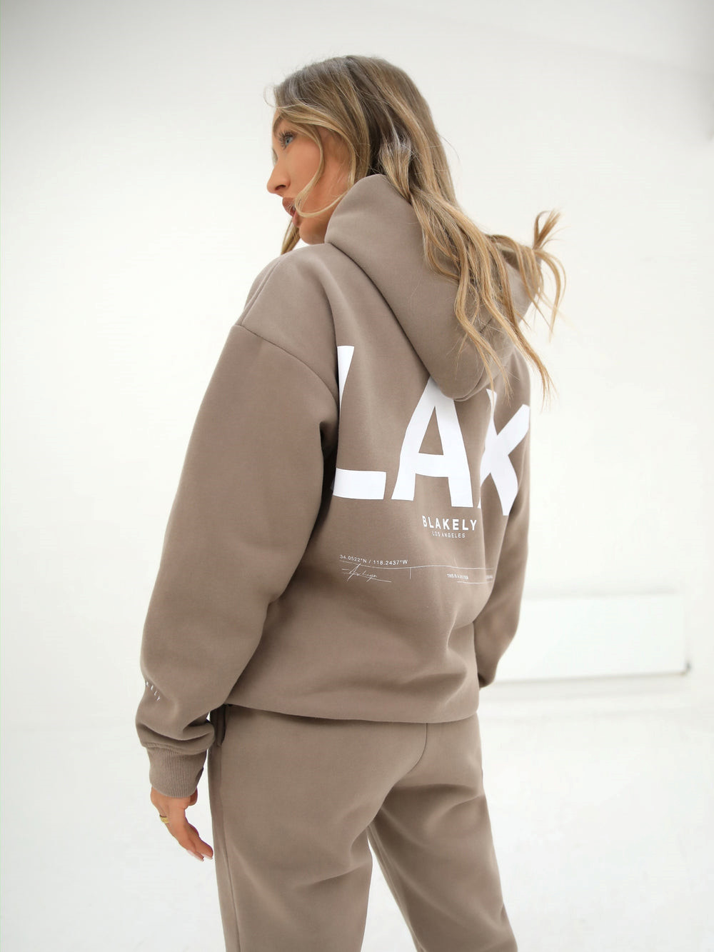 Blakely LAX Women's Oversized Hoodie Marrones | POKXWT057