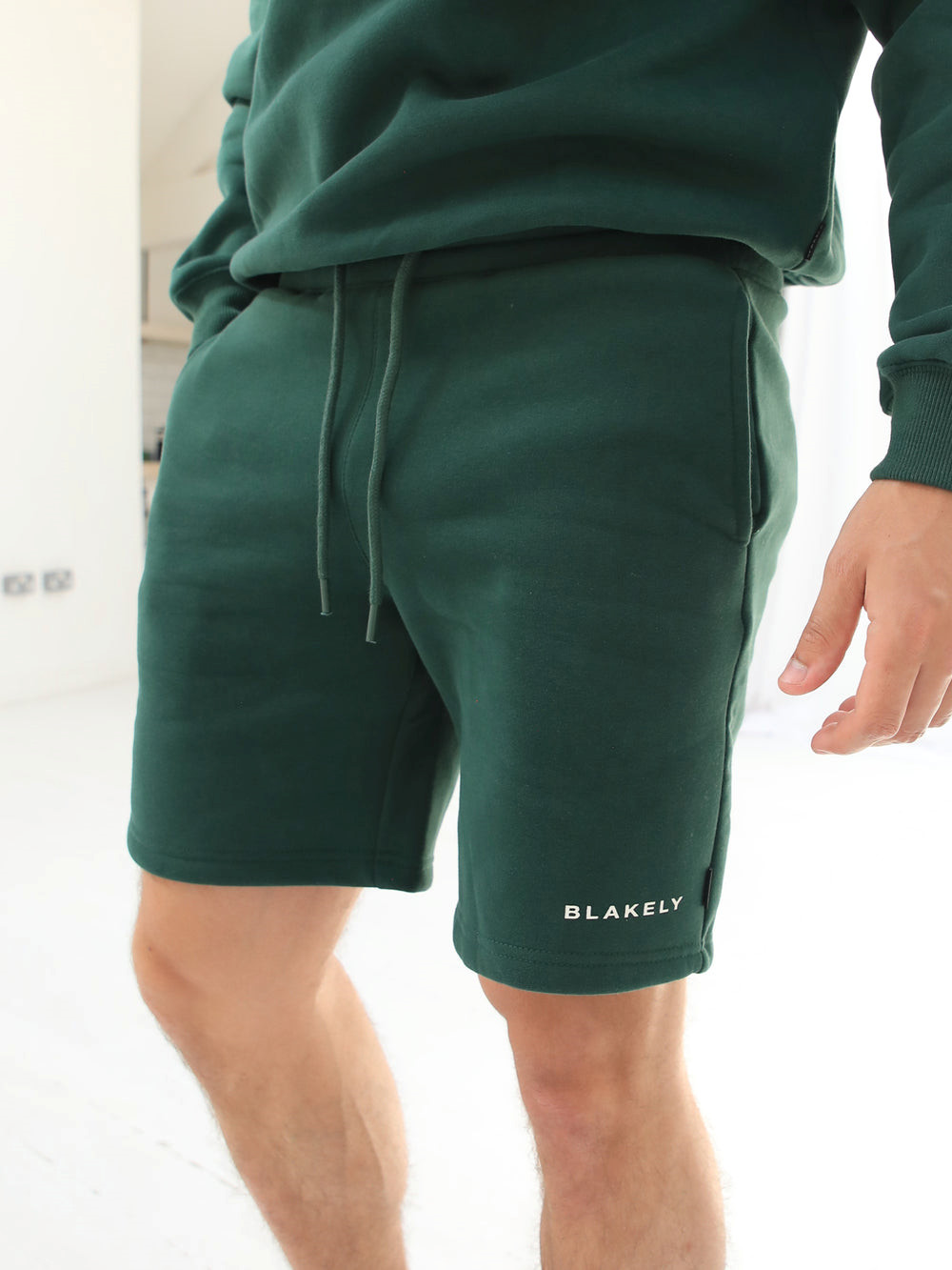 Blakely Riviera Initial Jogger Shorts Verde Oscuro | EWIFRH387