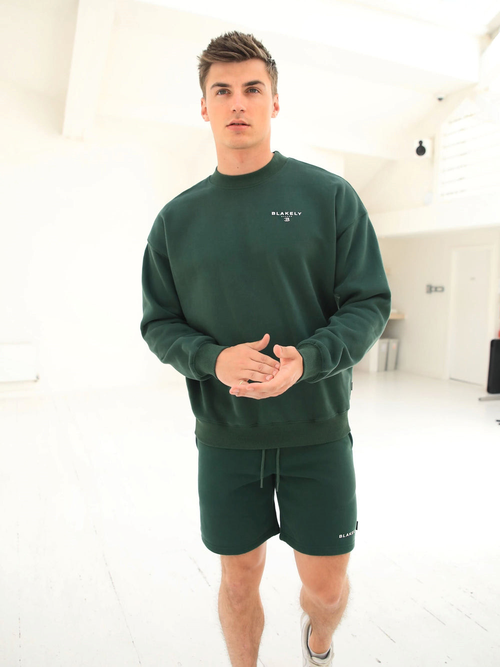 Blakely Riviera Initial Jumper Verde Oscuro | DNRCBI263