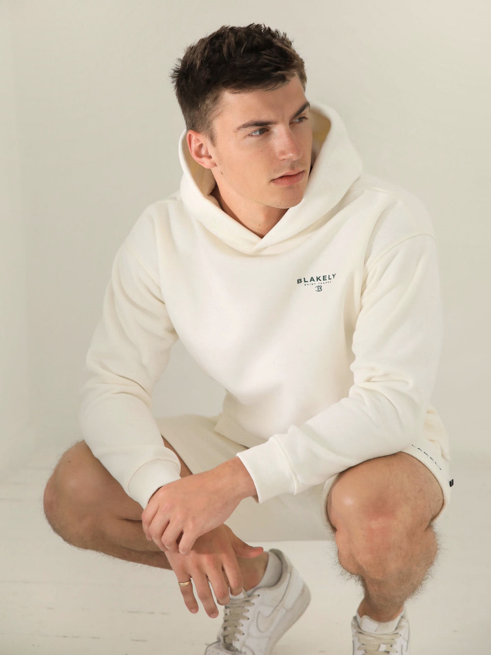 Blakely Riviera Initial Relaxed Hoodie Ivory | HDQKJL483