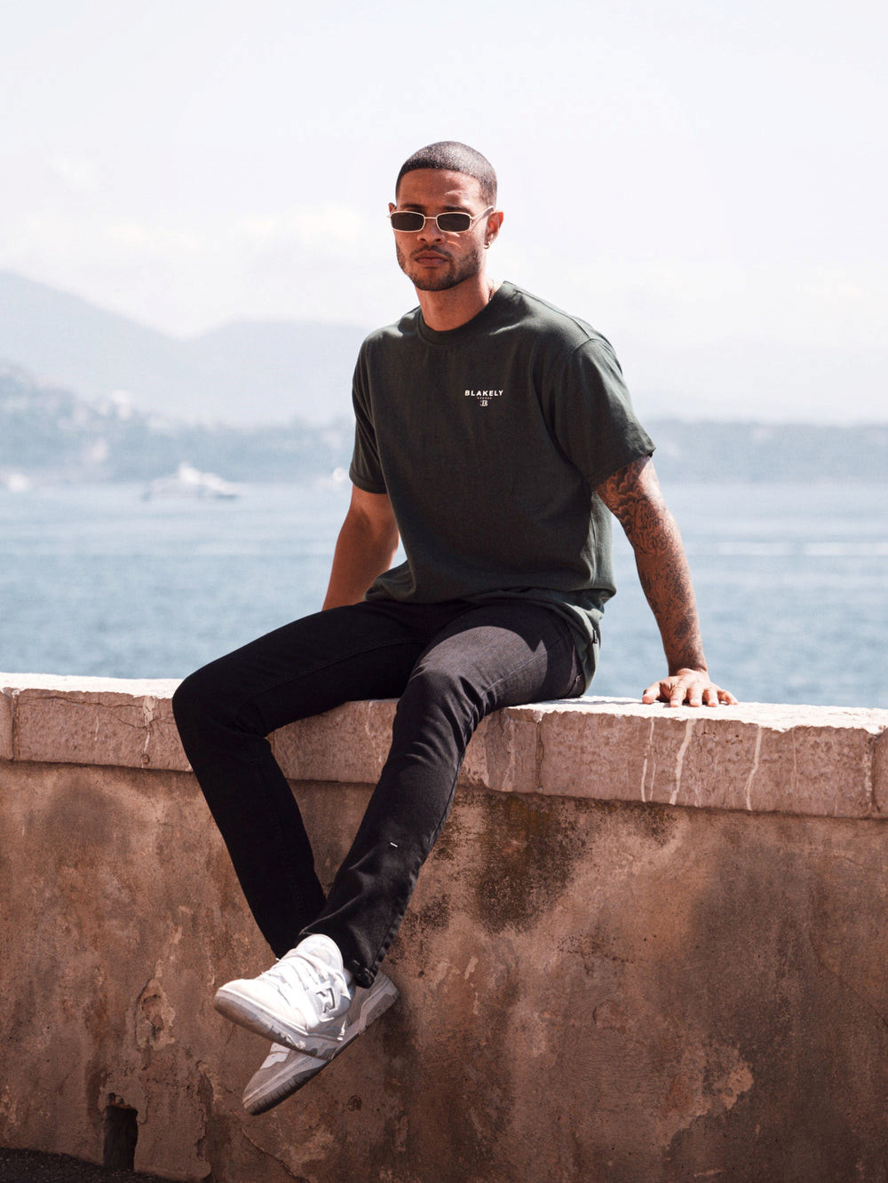 Blakely Riviera Initial Relaxed T-Shirt Verde Oscuro | YIEMPH571