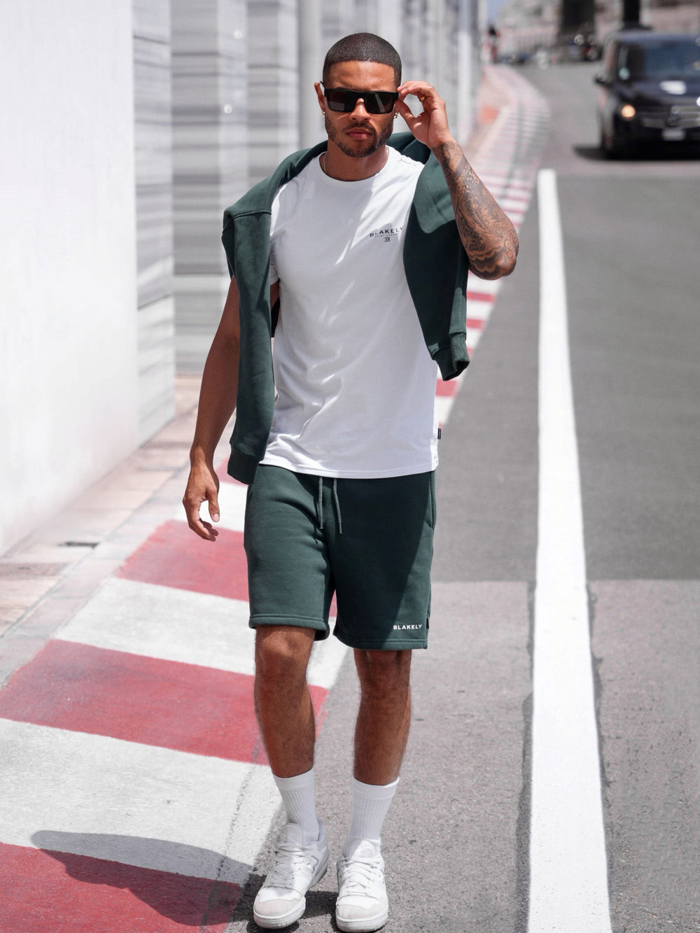 Blakely Riviera Initial T-Shirt Blancas | ZLVIJH764