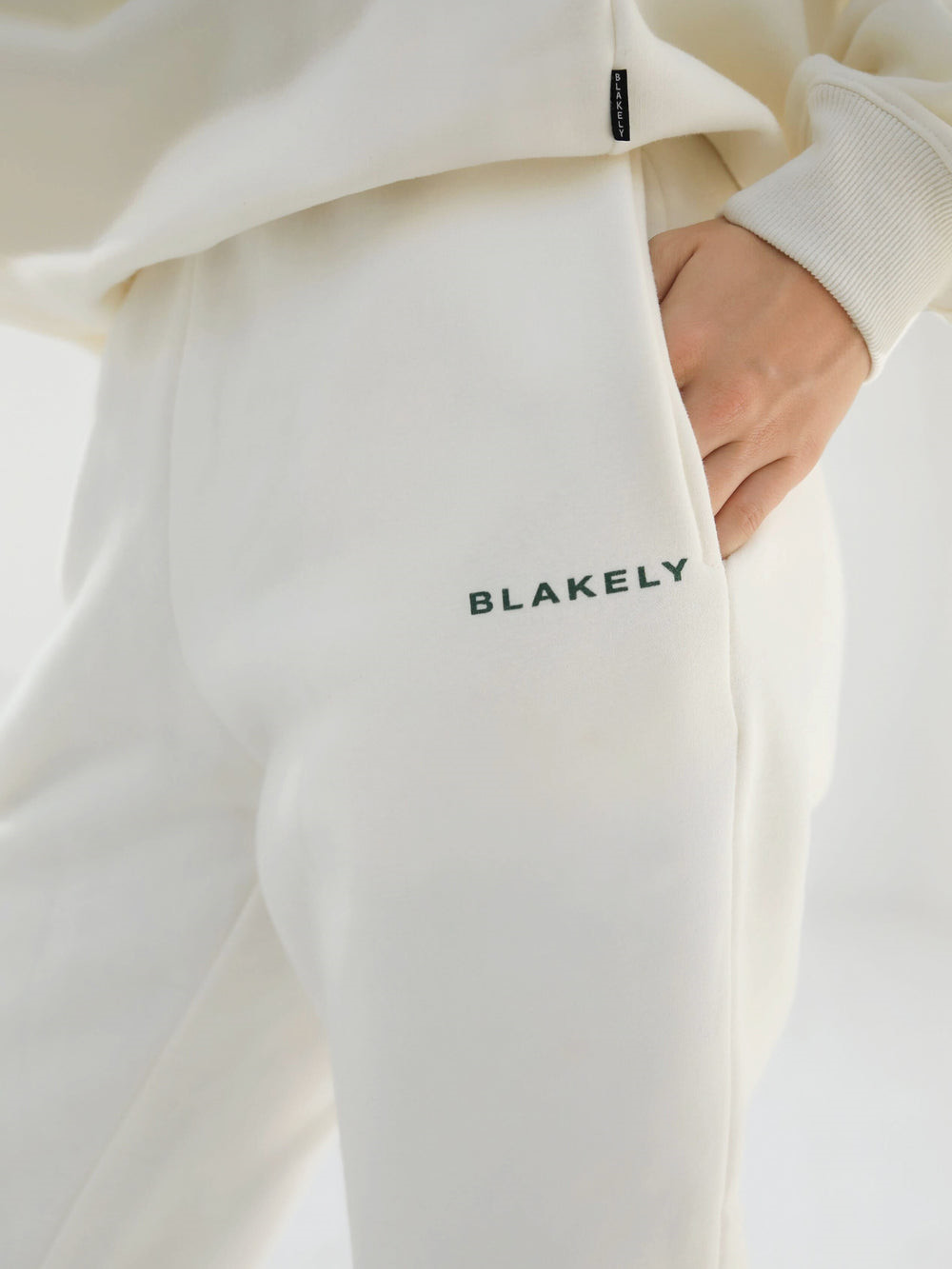 Blakely Riviera Initial Womens Sweatpants Ivory | OLFZVQ942