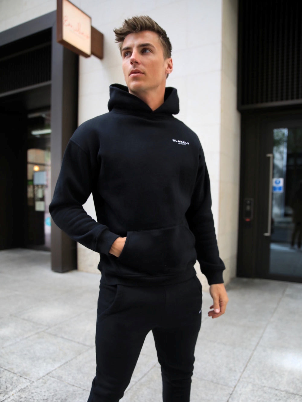 Blakely Universal Relaxed Hoodie Negras | ZGWCMU041