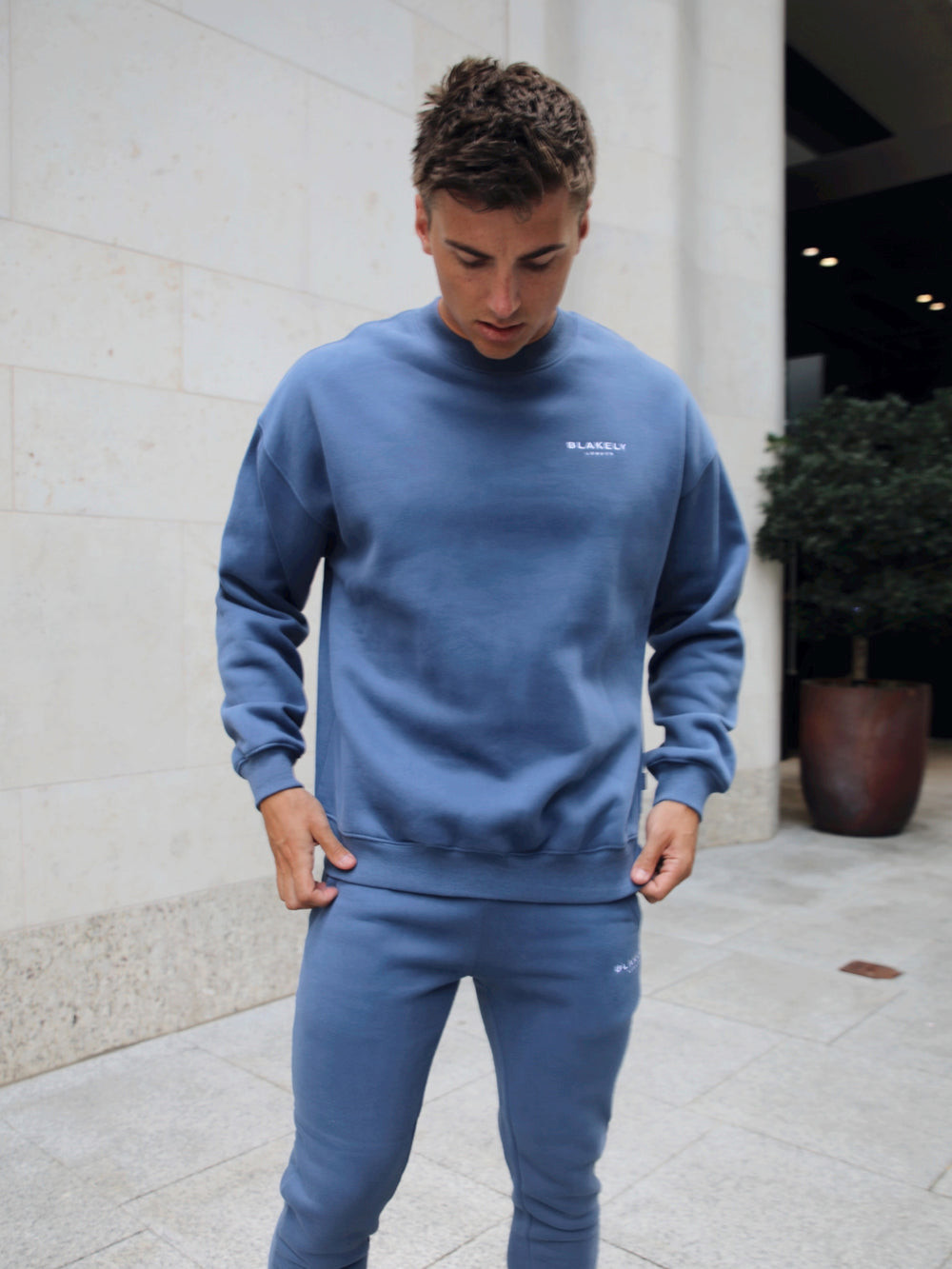 Blakely Universal Relaxed Jumper Azules | OZWMUB150