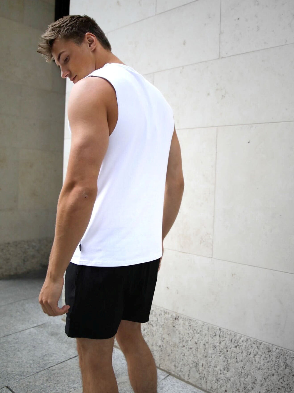 Blakely Universal Sleeveless Tee Blancas | LEUFHB917