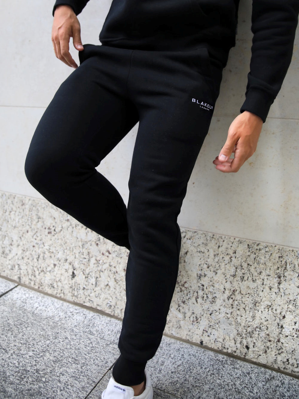 Blakely Universal Sweatpants Negras | DAHYVT320