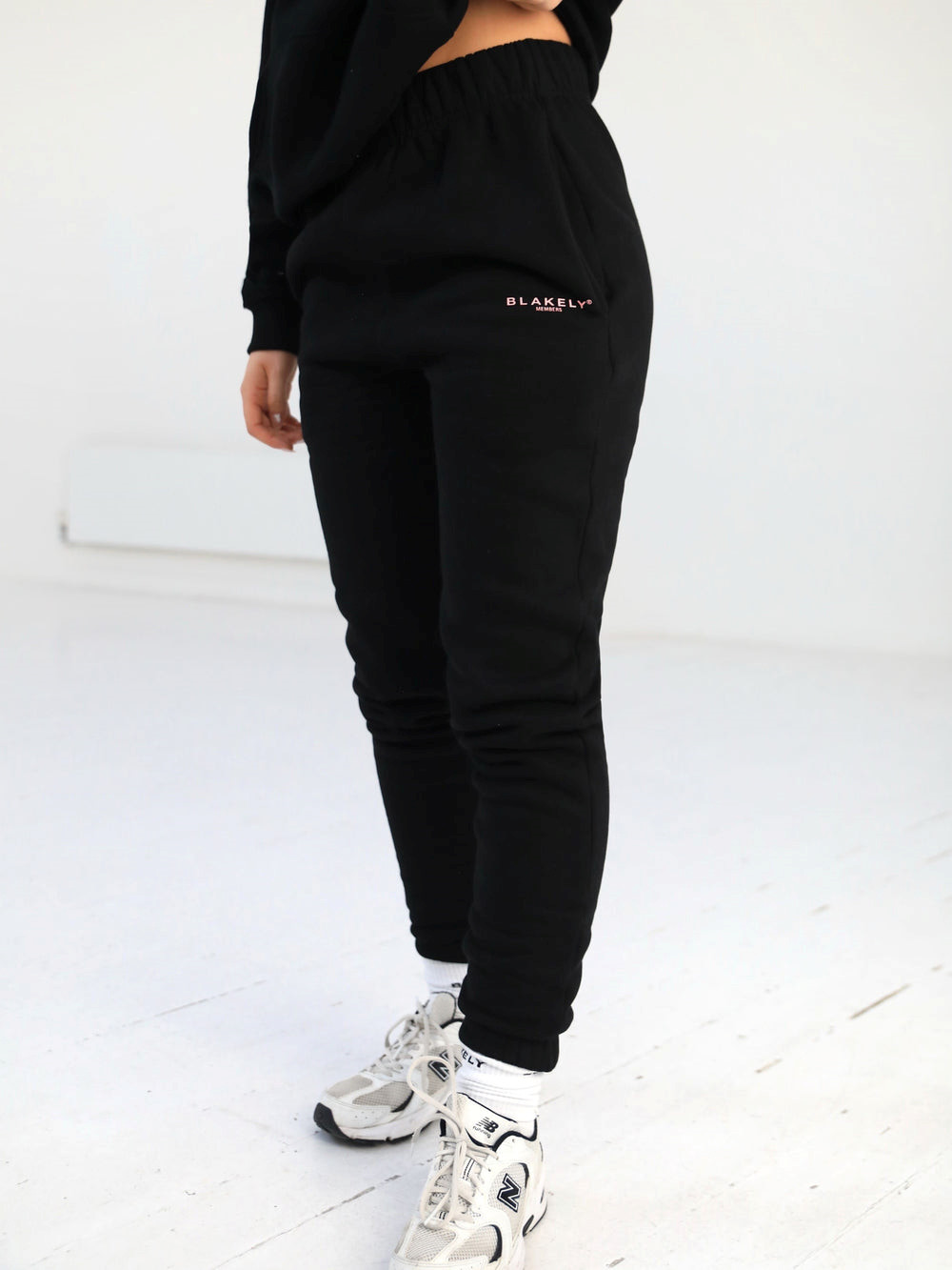 Blakely Women's Members Sweatpants Negras Rosas | WMRIXS549